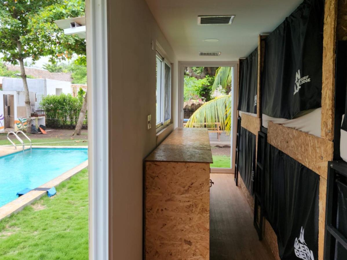 Green Belly Surf Hostel El Paredón Buena Vista Екстериор снимка